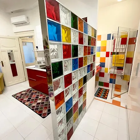 בודפשט Rainbow Pearl Apartment At St Stephen' S Basilica מראה חיצוני תמונה